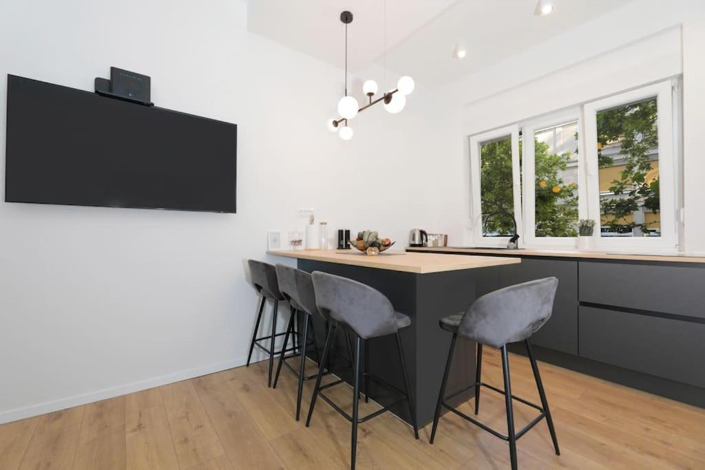 Tata Apartment Split Bagian luar foto