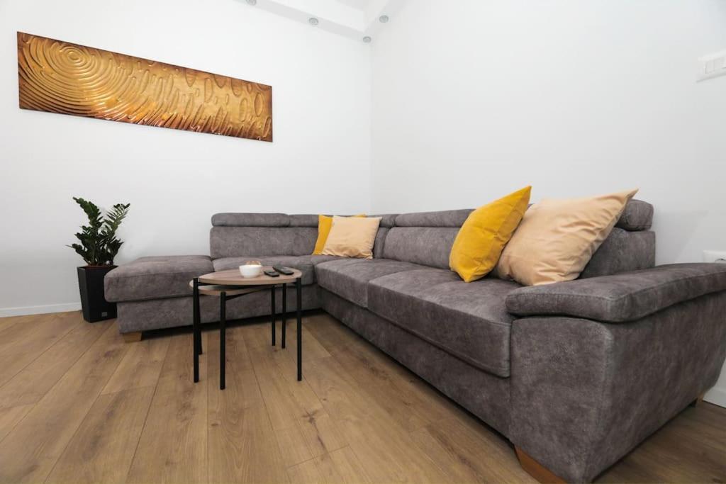 Tata Apartment Split Bagian luar foto